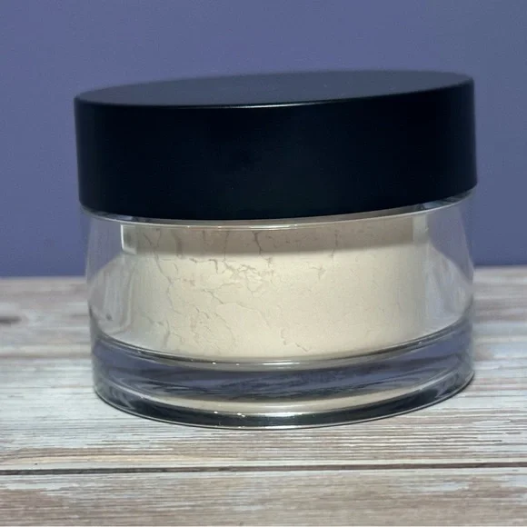 Lancome Long Time No Shine Translucent Loose Powder - Picture 3 of 5